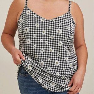 NWOT Torrid Gingham Daisy Tank